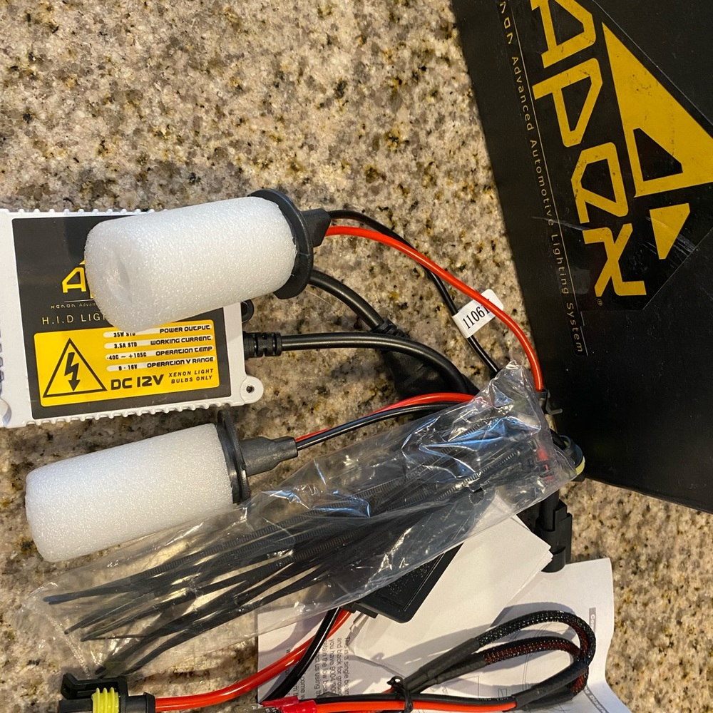 Apex H.I.D lighting kit